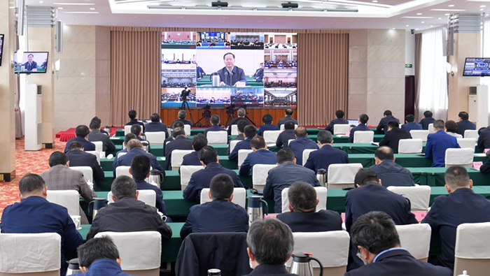 9cbd08bbc0d34509825a0cd156a02eda.jpg