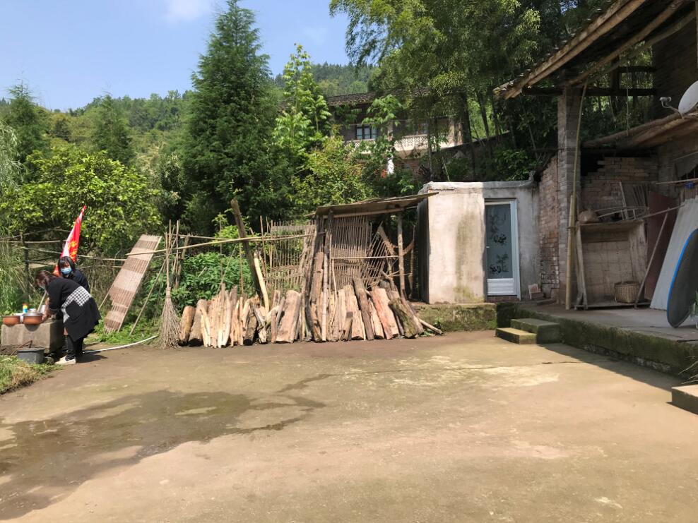 QQ截图20200427103456.jpg