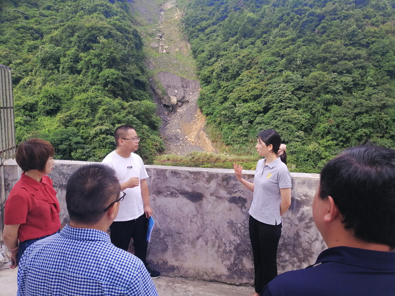 成部长巡河（7-30）-2_副本.jpg