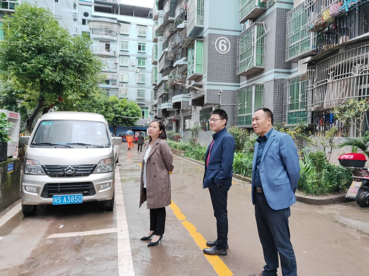 开江淙城街道东方之骄物业公司规划停车位.jpg