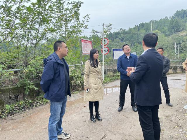 中共开江县委常委柏云双开展南河巡河工作